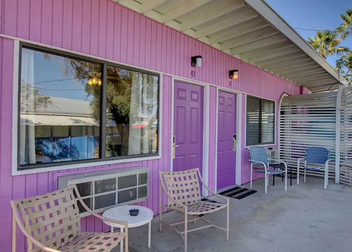 Ccbc Resort Hotel - A Gay Men'S Resort
